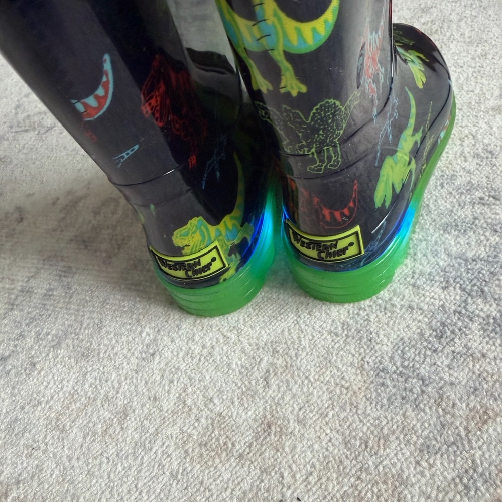 Western Chief Light Up Navy Dinosaur Rain Boots with Green Handles—Like New - Picture 8 of 8